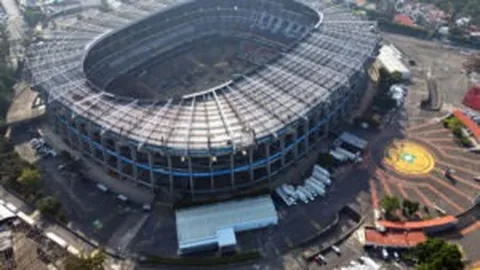 门希克首轮因膝伤退赛，ATP理疗师助力重返赛场